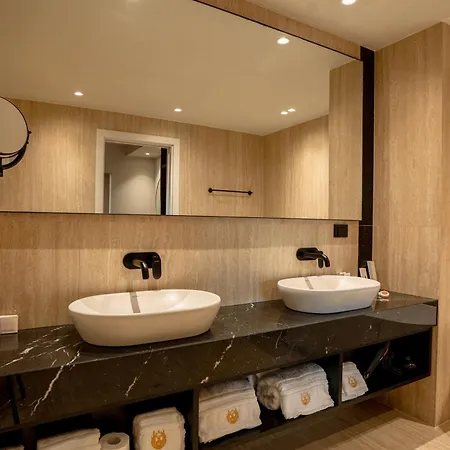 Morina Palace 5* דרמי