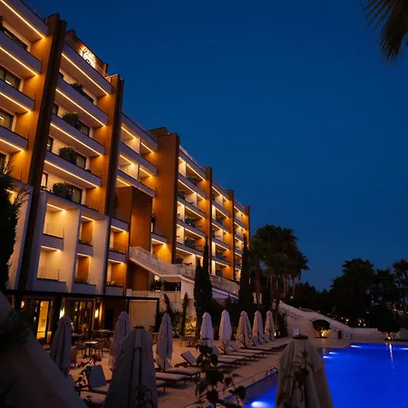Morina Palace 호텔 Dhërmi