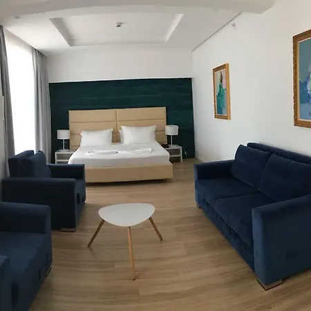 Morina Palace Otel Dhërmi