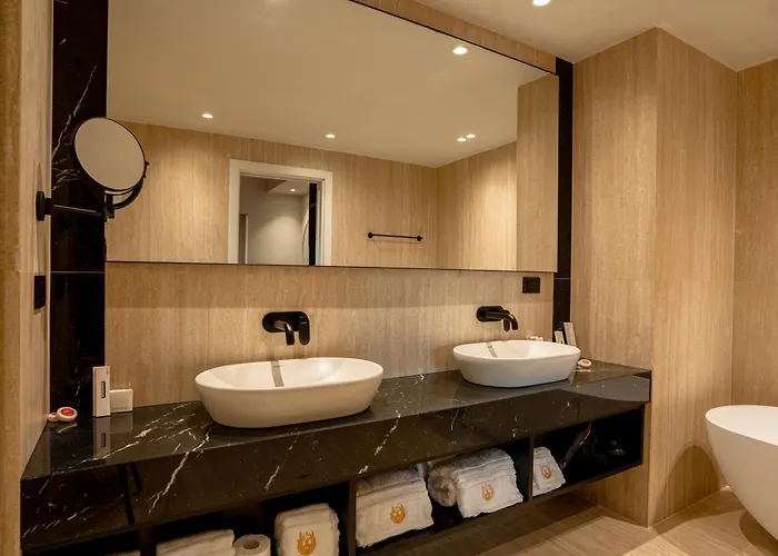Morina Palace 5* Dhërmi
