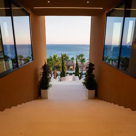 Отель Morina Palace 5*