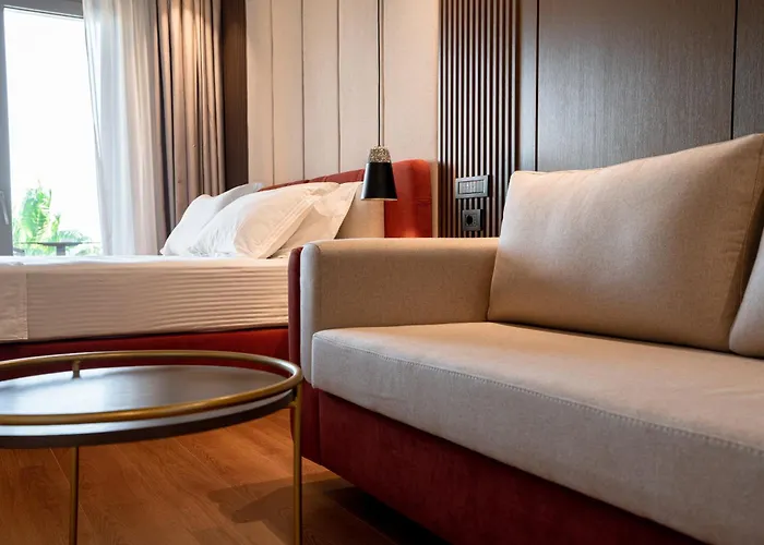 Отель Morina Palace 5*